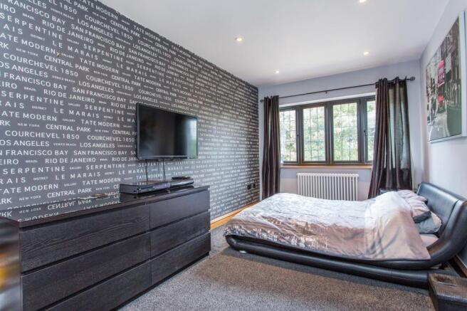 7 Woodlands Drive fpz185667 (33).jpg