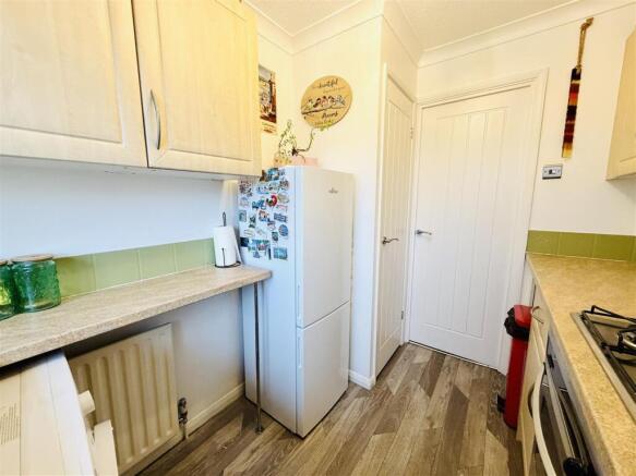 Austhorpe Court, Leeds photo 4