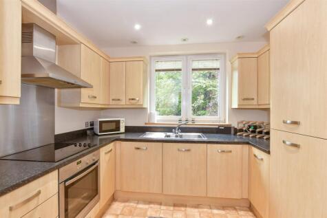 New Dover Road, Canterbury, Kent