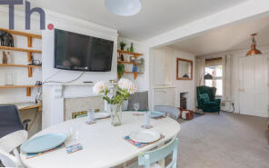 50, Albany Road, Newport PO30 5JA