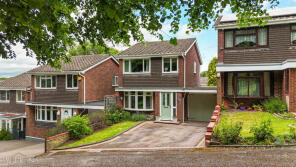 80, Grassholme, Stonydelph, Tamworth B77 4BZ
