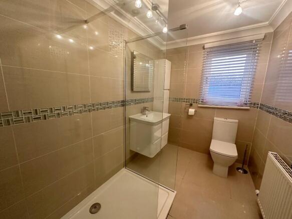 Ensuite shower room
