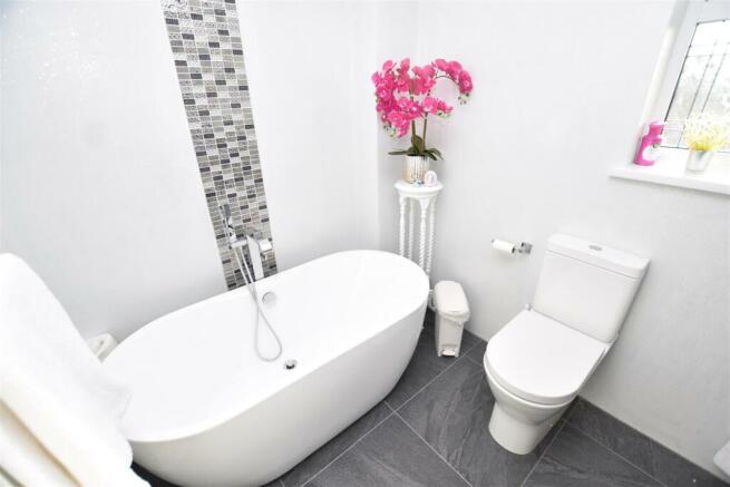 Wetroom/Bathroom