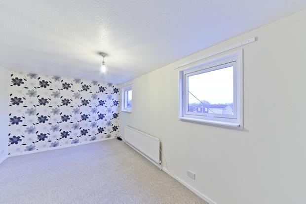 8 WANTAGE. WOODSIDE. TF7 5PA - 05