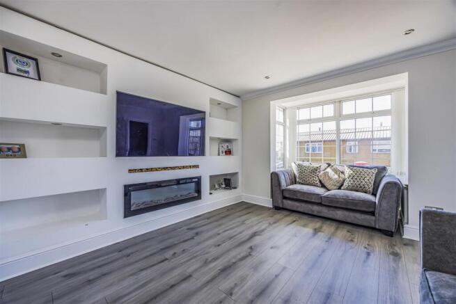 Chedworth Crescent, Paulsgrove-PorticoMarketing-Ne