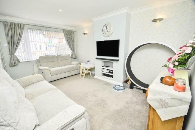 Lounge / Dining Room