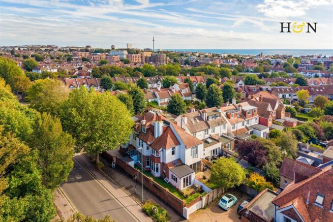 Burton Villas, Hove photo 4
