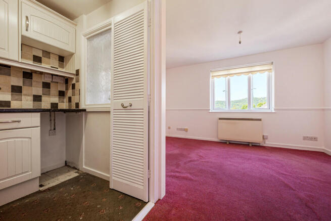 Living Room/Kitch...