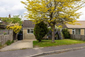 2, Willow Crescent, Melksham SN12 8NB