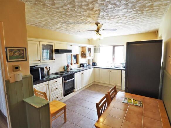 Breakfast Kitchen 344
