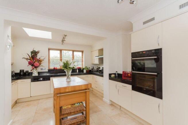 Kitchen 2