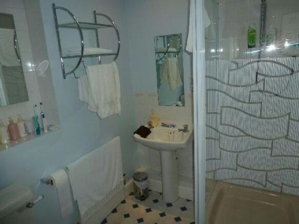 En Suite Shower Room