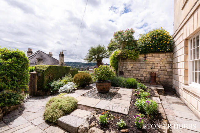 Lyndhurst Cottage, Seymour Road, Walcot, Bath, Bath And North East Somerset photo 4