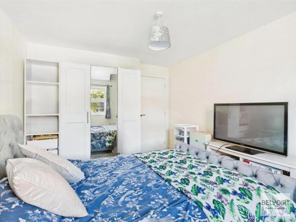 1 bed Flat for sale Image 7