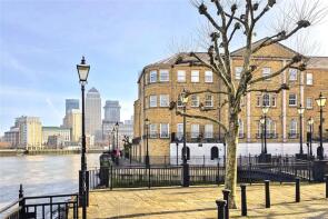 26, Edward Square, London SE16 5EE