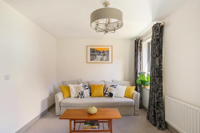 2P6W6AV - Living Room F.jpg
