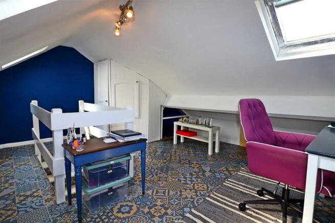 Bedroom 3  2.JPG