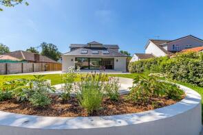 12, Beacon Road, Broadstone BH18 9JN