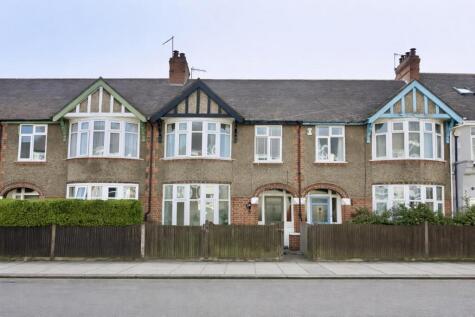 Balmoral Road, Queens Park, Northampton NN2