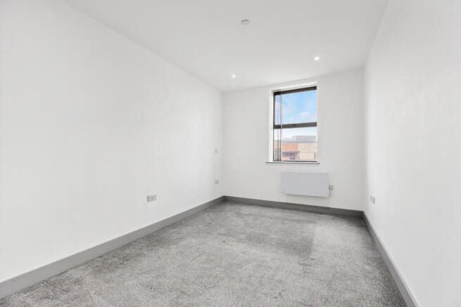 1 bed Apartment to rent Image 5