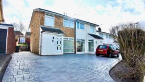 8, Westgil Pen Ffordd, Blackwood NP12 3QS