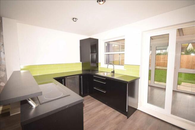 OPEN PLAN KITCHEN