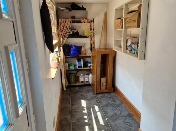 3 bed Terraced for sale Image 9