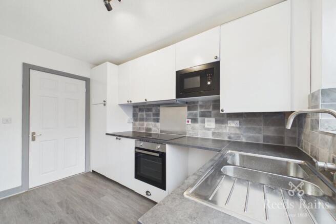3 bed Semi-Detached for sale Image 5