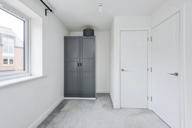 3 bed Terraced for sale Image 7