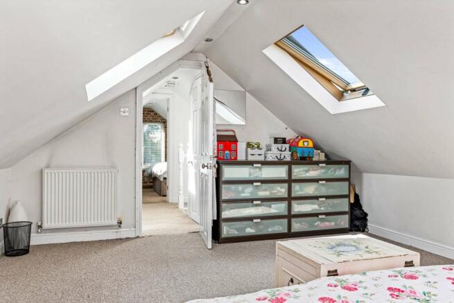 Bedroom 1 (Double)