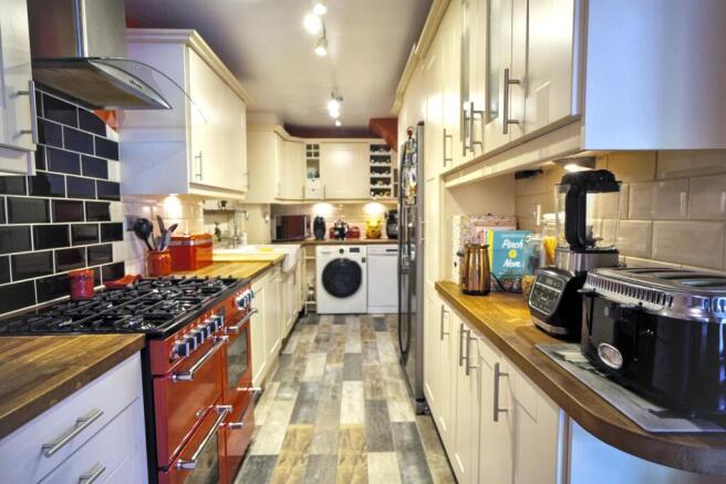 3 bed Barn Conversion for sale Image 7