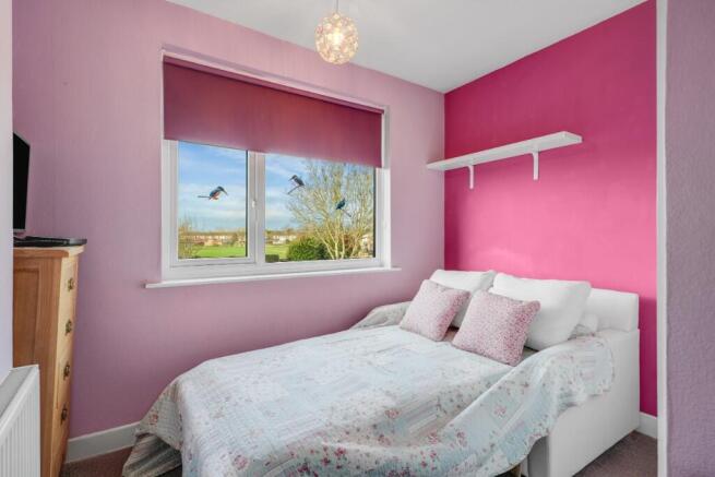 High Street, CV8 photo 4