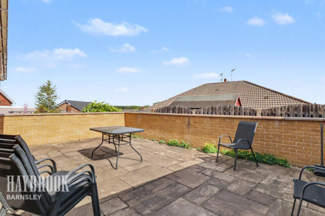2 bed Semi-Detached Bungalow for sale Image 10