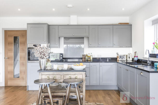 21_48823_watermar...