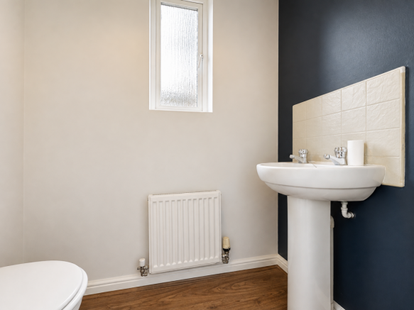 3 bed Semi-Detached for sale Image 4