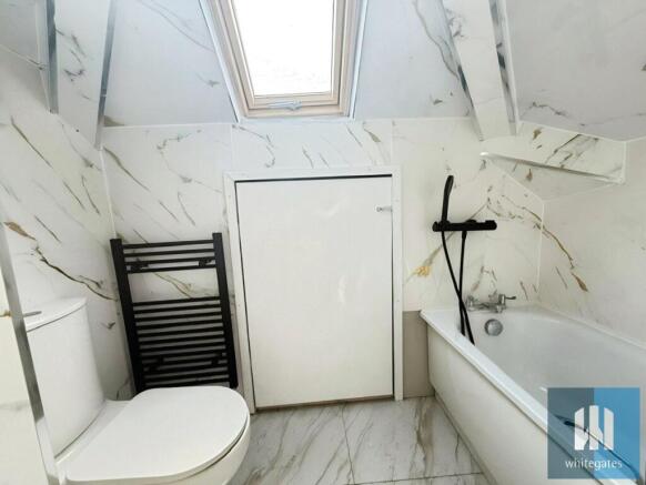 4 bed Bungalow to rent Image 10