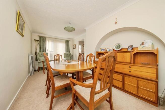 Gainsborough Road, Colchester photo 4