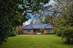 Sunnywood, Shawcross Road, Cromer NR27 9NA