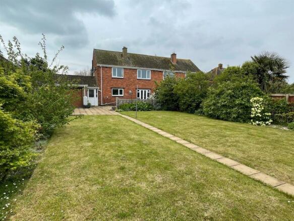 Rear Garden,..jpg