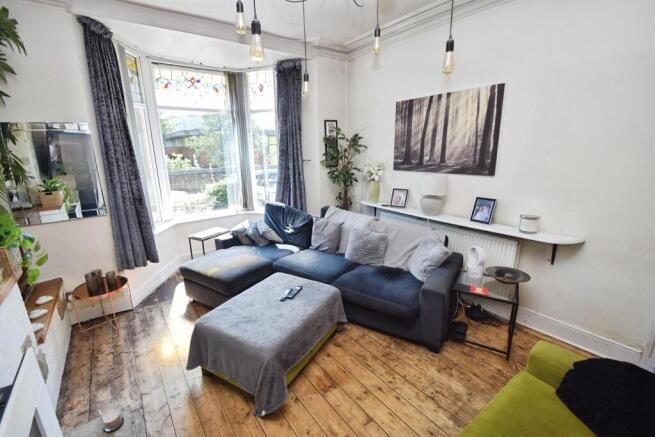 3 bed Terraced for sale Image 5