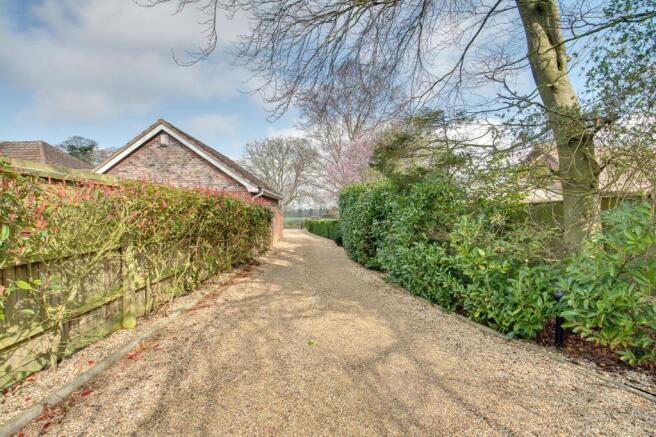 PRIVATE DRIVEWAY