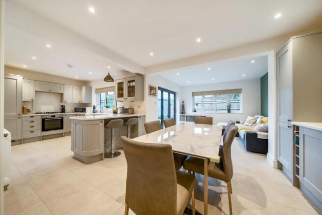 Kitchen/Dining Room