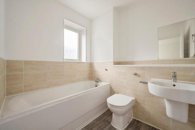 2 bed Semi-Detached for sale Image 6