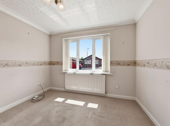 2 bed Semi-Detached Bungalow for sale Image 5