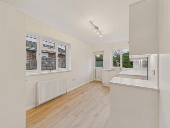 2 bed Semi-Detached Bungalow for sale Image 4