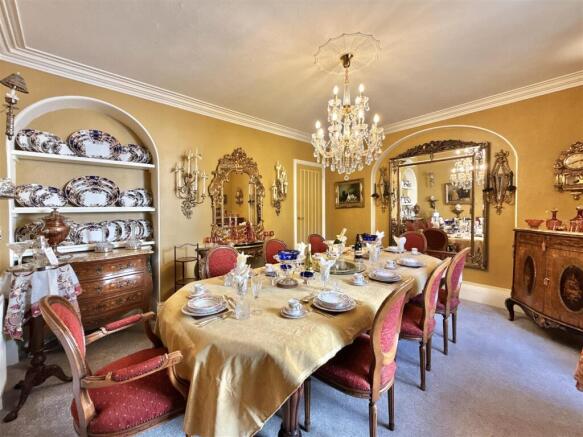 Dining Room.jpeg
