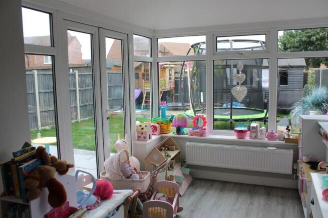 Aspen Drive, NG34 photo 4