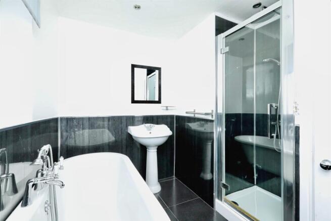 2 bed Semi-Detached for sale Image 11