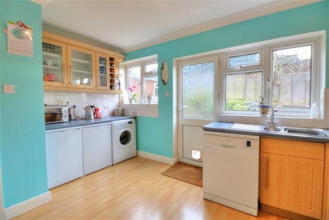 Kitchen: