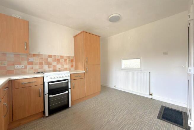 2 bed Bungalow for sale Image 8
